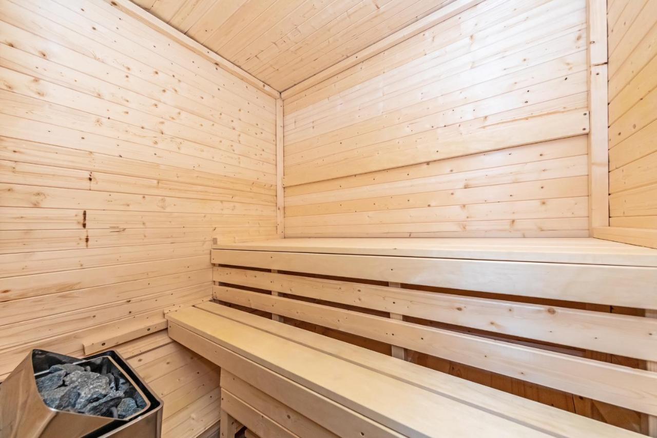 Ubytovanie Demaenova 3Izb 5Osob Sauna - Cube '69 Liptovský Mikuláš エクステリア 写真